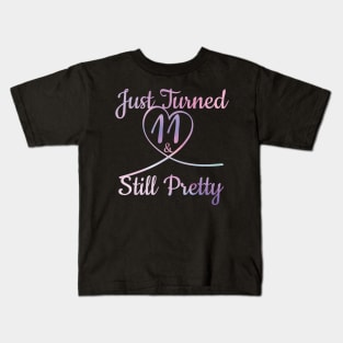 Born in 2007 Turned 11 Yrs. Still Pretty Birthday Girl Gift Kids T-Shirt